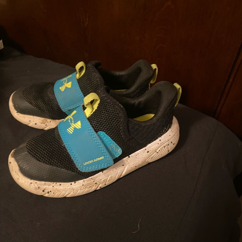 Under Armour Kids' Black and Blue Sneakers
